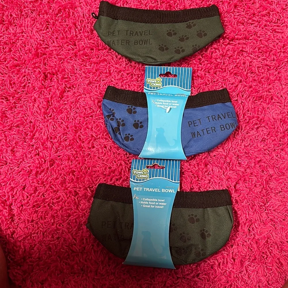 Pet travel water bowls
